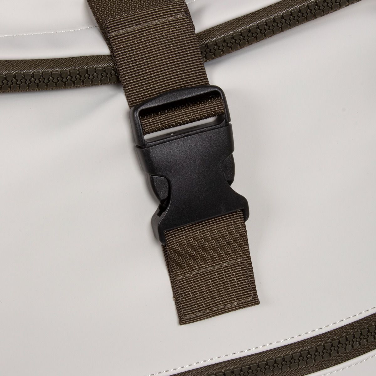 New Rebels Tim Beige Olive Rol Rucksack 16 l
