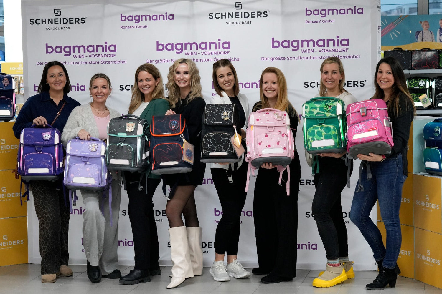Ranzenfee & Koffertroll eröffnet Österreichs größten Schultaschen-Fachmarkt