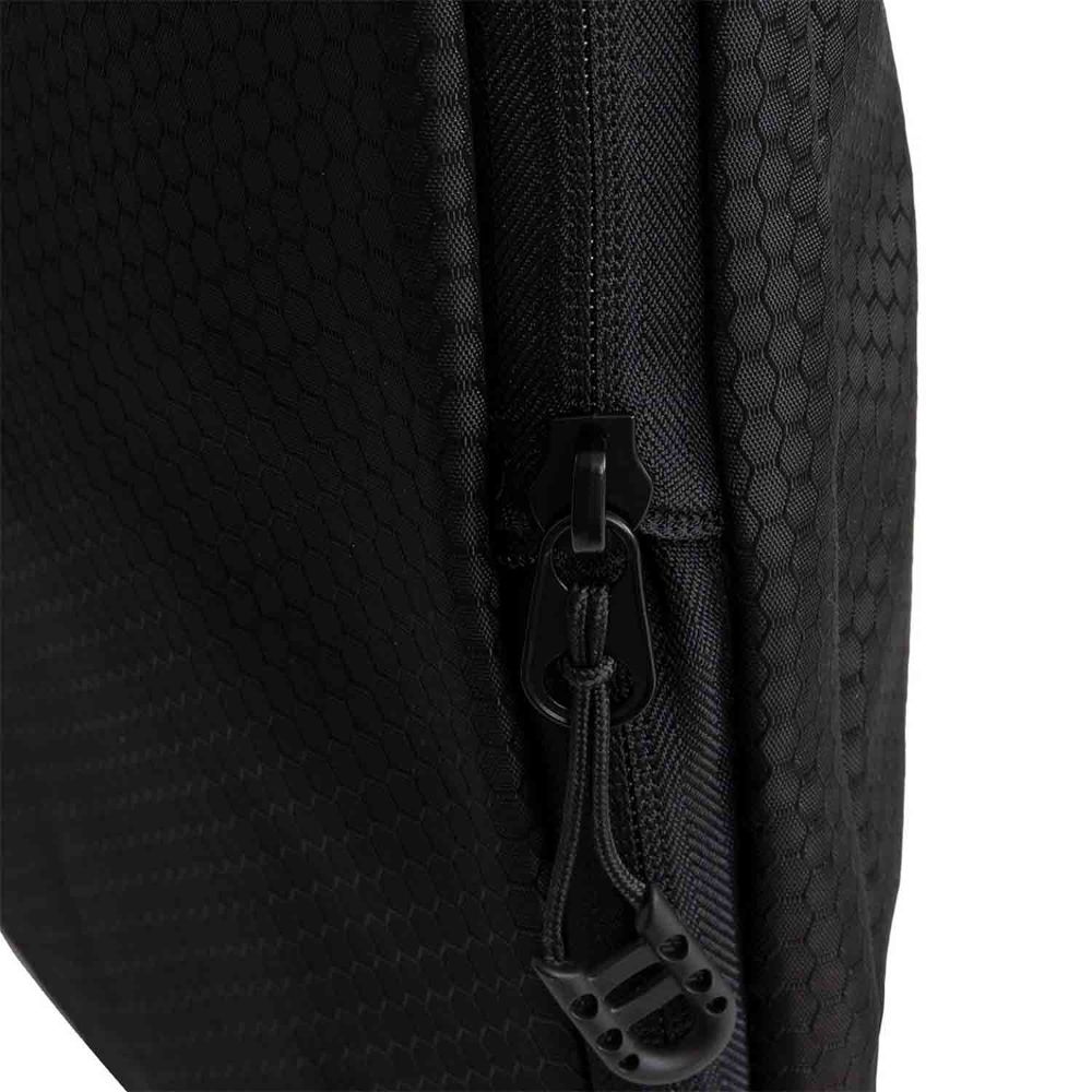New Rebels Pack It Travel Bag Black Packtasche