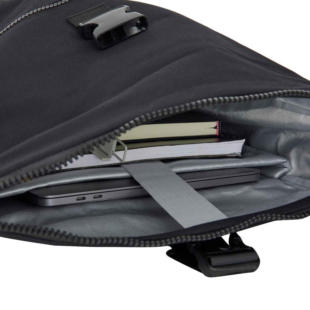 New Rebels Valor New York Black Rolltop Rucksack